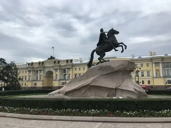 Северная столица принимает туристов из стран СНГ, Ближнего Востока и Азии